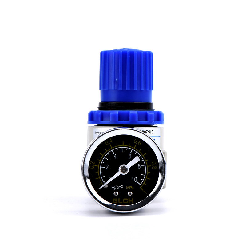 CR2000 air regulator with pressure gauge