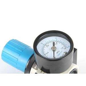 LR regulator gauge and adjustment knob detail