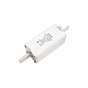 GYPV-H2XL-1500V-DC-PV-fuse-1.webp